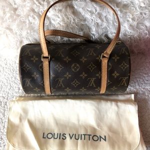 Louis Vuitton Papillon 26